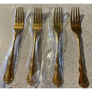 Wallace‎ Gold Discretion Pattern Flatware Electroplate Set Of 4 Dinner Forks NEW